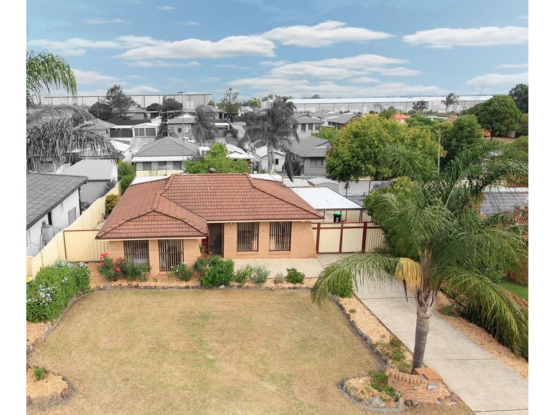 2  Jody Place, St Clair NSW 2759