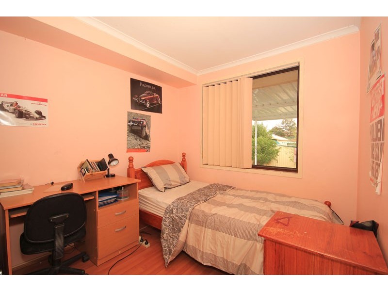 2  Jody Place, St Clair NSW 2759