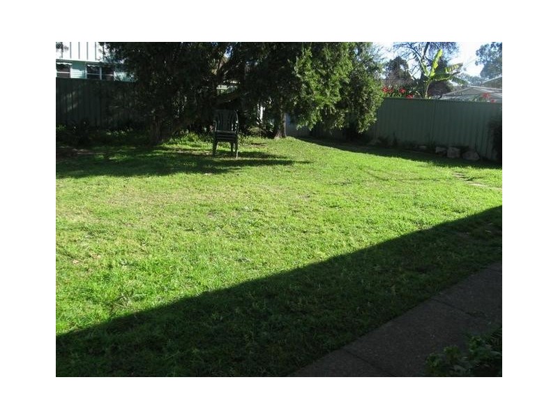 14 Taranaki Avenue, Lethbridge Park NSW 2770