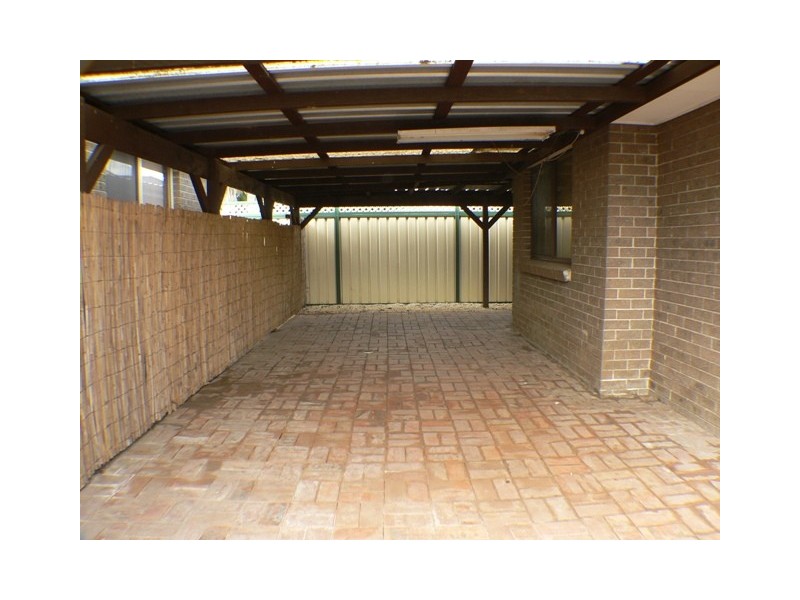 27 Madison Circuit, St Clair NSW 2759