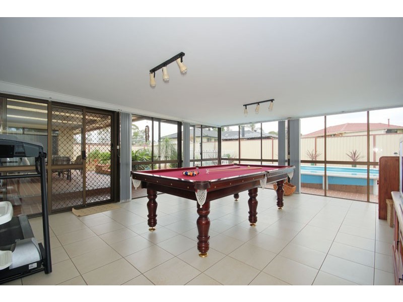 8  Derwent Place, St Clair NSW 2759