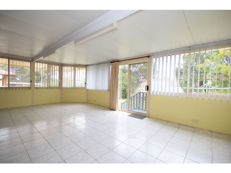 27 Jeffrey Avenue, St Clair NSW 2759