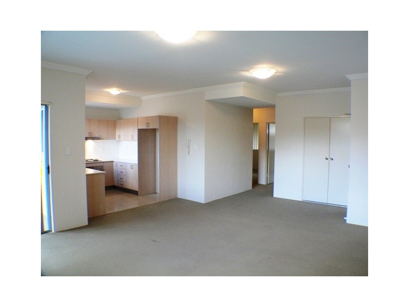 24/14-20 Parkes Avenue, Werrington NSW 2747