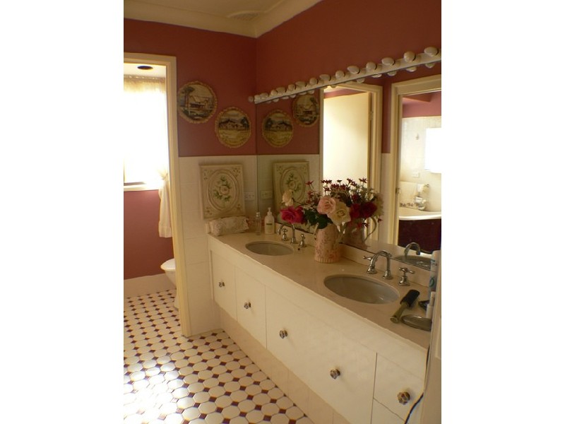 6  Kan close, St Clair NSW 2759