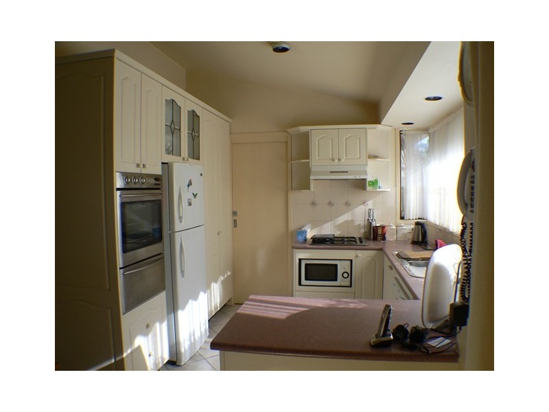 6  Kan close, St Clair NSW 2759