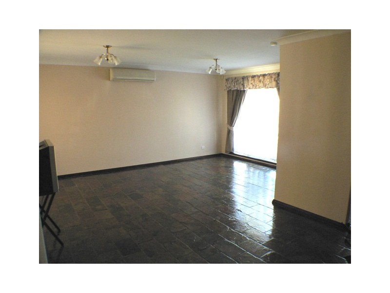 22  Ironbark  Way, Colyton NSW 2760