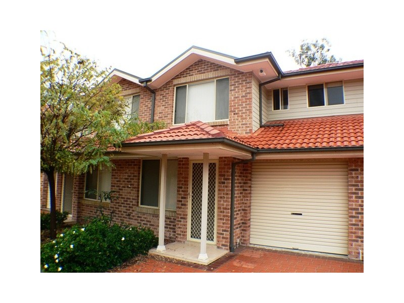 Level 7 10-12  Marsden Road, St Marys NSW 2760