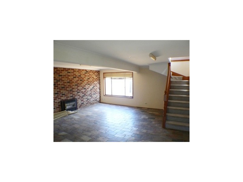 41  Melville Road, St Clair NSW 2759