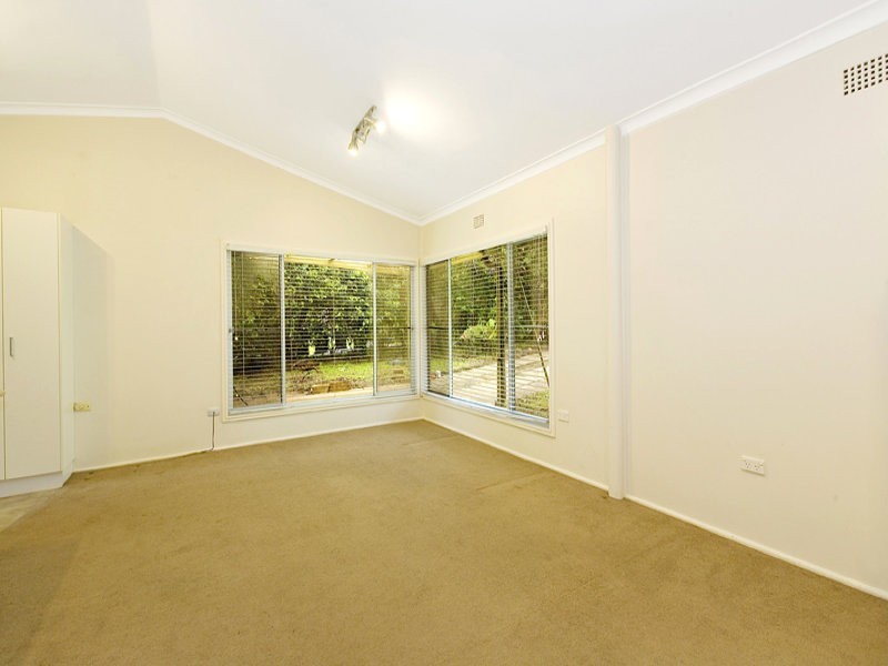 3 Waterfall Avenue, Forestville NSW 2087