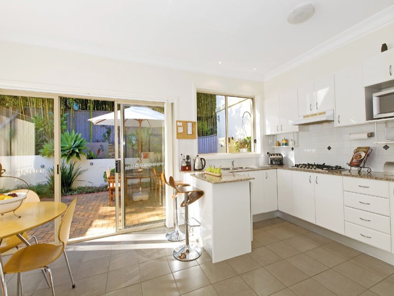 2/5 Tuam Place, Killarney Heights NSW 2087