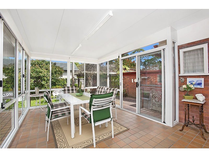 33 Arthur Street, Forestville NSW 2087