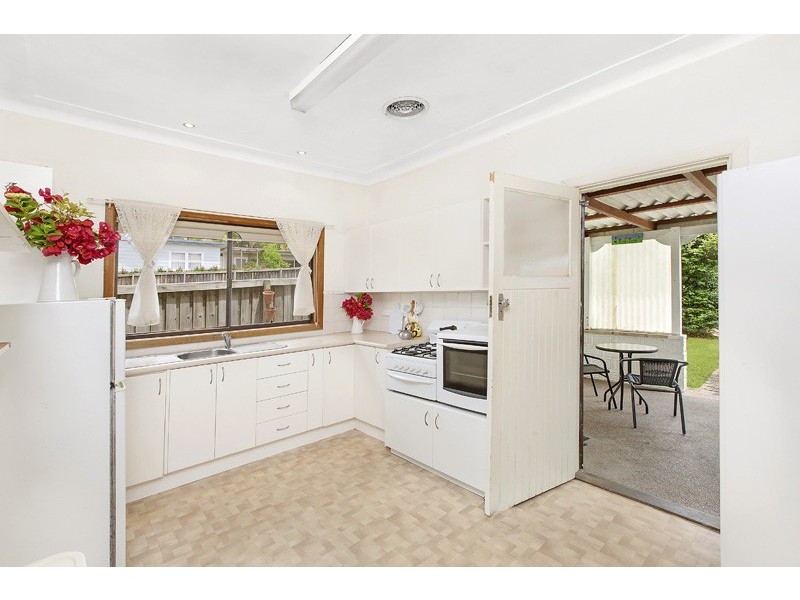 22 Woodlands Road, Forestville NSW 2087