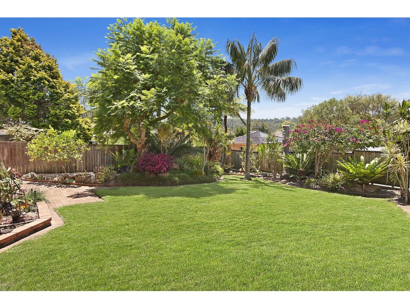 1 Alkoomie Avenue, Forestville NSW 2087