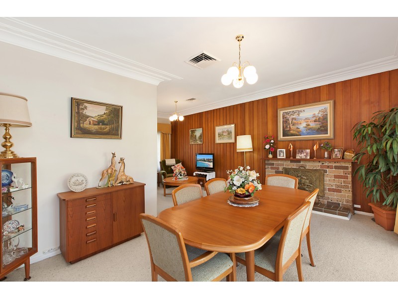 1 Alkoomie Avenue, Forestville NSW 2087