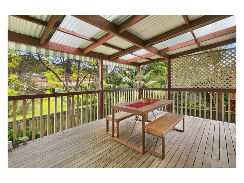 33B Carnarvon Drive, Frenchs Forest NSW 2086