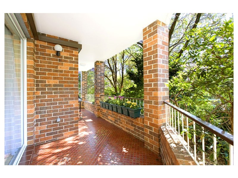 2/19 Goodchap Road, Chatswood NSW 2067