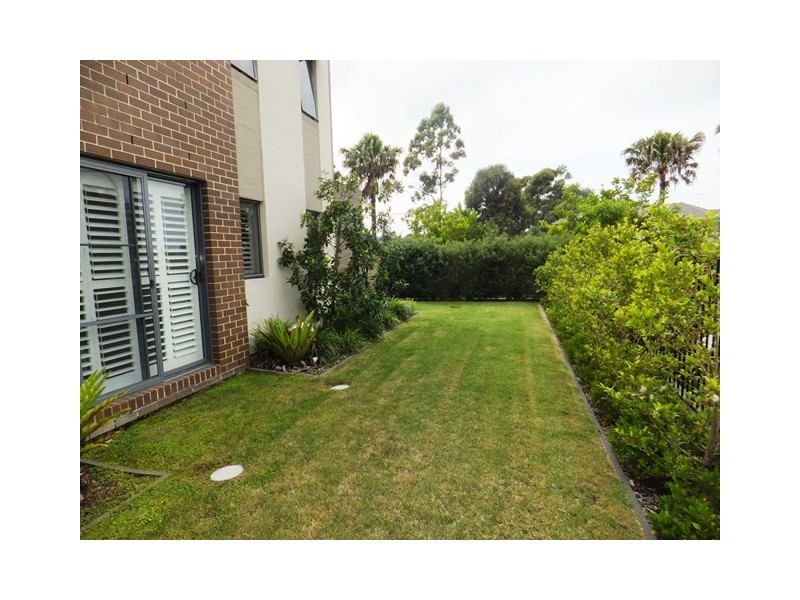 4/25 Angophora  Circuit, Warriewood NSW 2102
