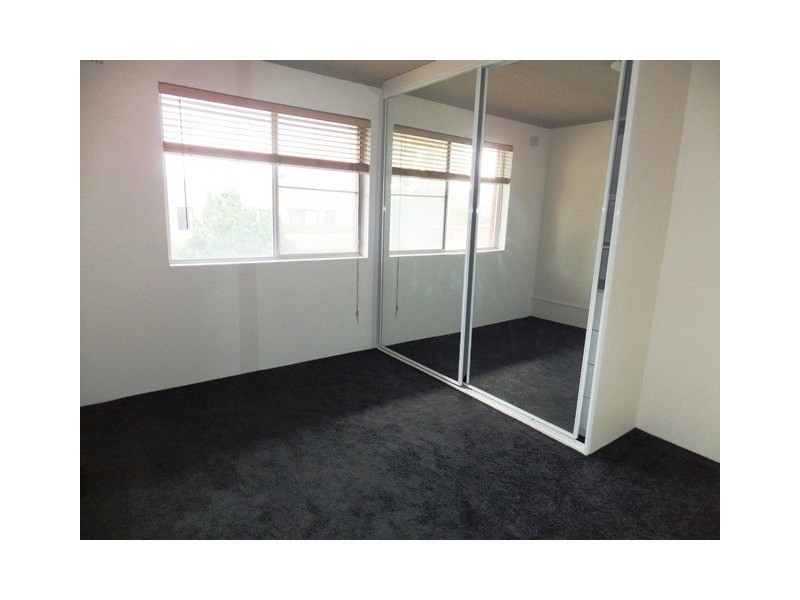 9/56 Pacific  Parade, Dee Why NSW 2099