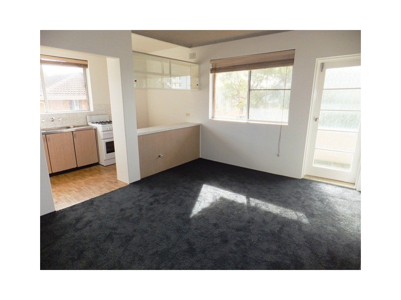 9/56 Pacific  Parade, Dee Why NSW 2099