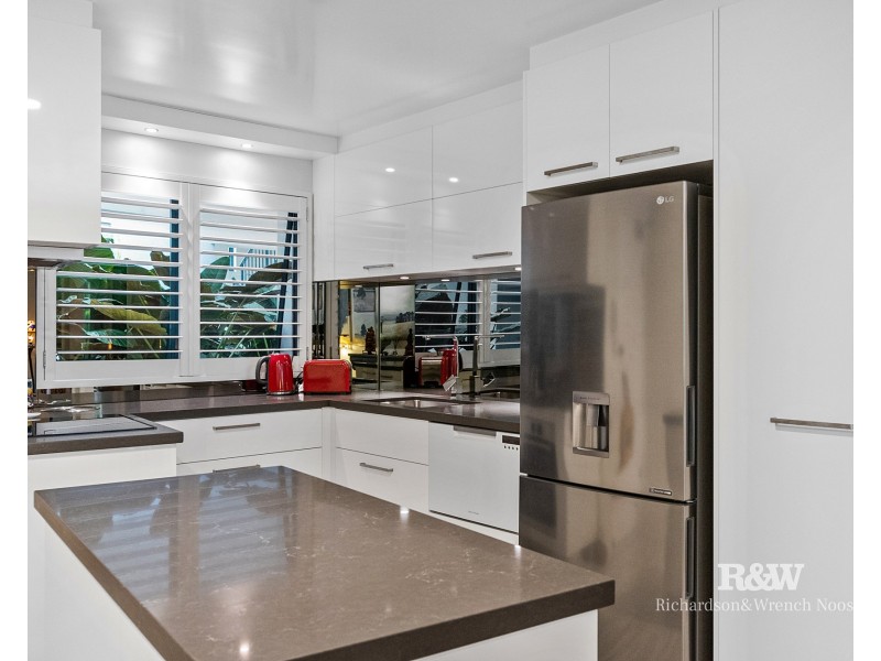 2/21 Henderson Street, Sunshine Beach QLD 4567