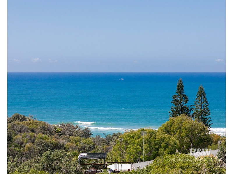2/37 Sobraon Street, Sunrise Beach QLD 4567