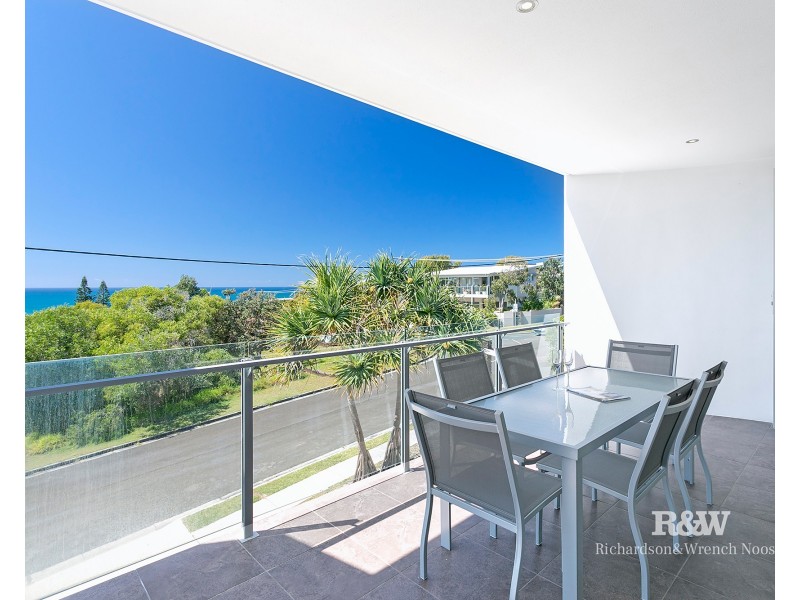 2/37 Sobraon Street, Sunrise Beach QLD 4567