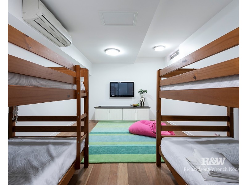2/37 Sobraon Street, Sunrise Beach QLD 4567