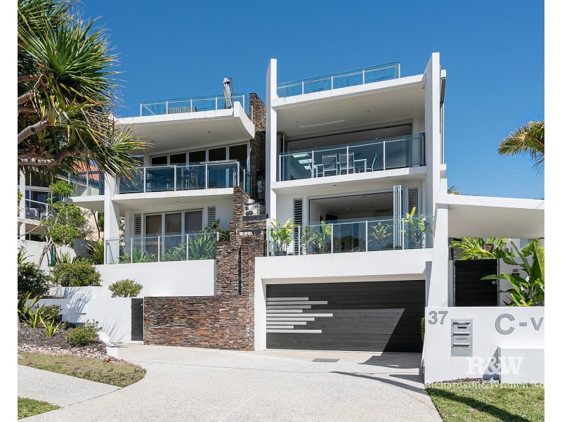 2/37 Sobraon Street, Sunrise Beach QLD 4567