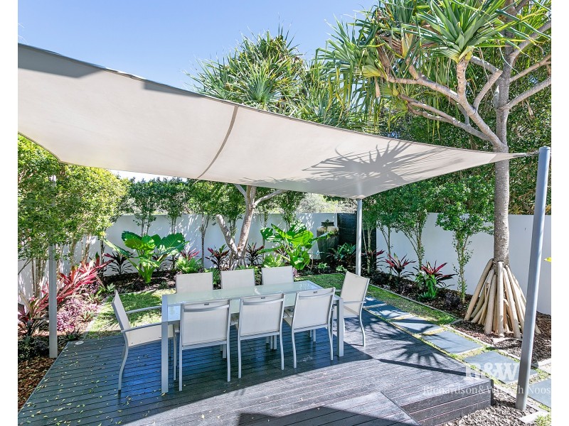 2/37 Sobraon Street, Sunrise Beach QLD 4567