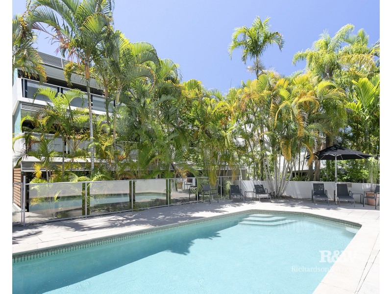 11/6 Edgar Bennett Avenue, Noosa Heads QLD 4567