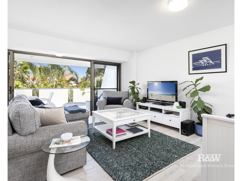 11/6 Edgar Bennett Avenue, Noosa Heads QLD 4567