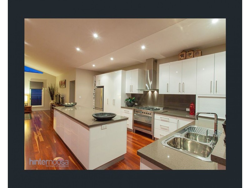 16 Kensington Drive, Cooroy QLD 4563