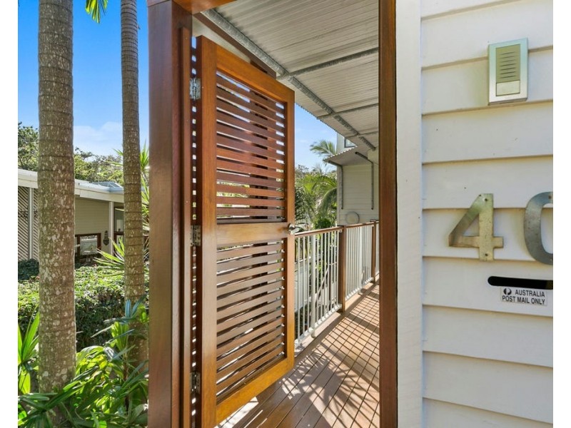 40 Arakoon Crescent, Sunshine Beach QLD 4567