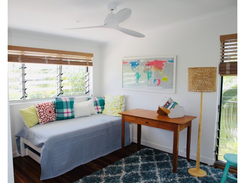 40 Arakoon Crescent, Sunshine Beach QLD 4567