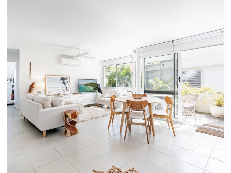 3/4 Berrima Row, Noosa Heads QLD 4567