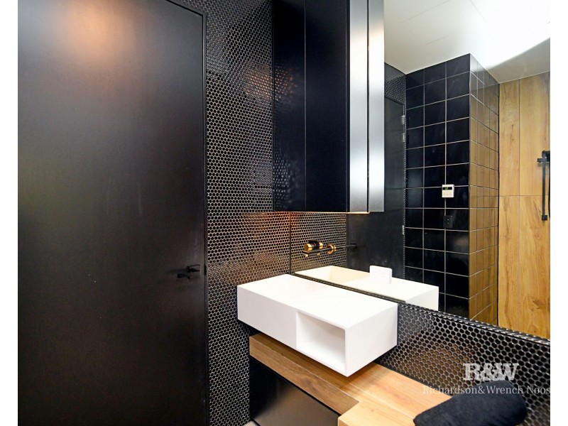 359 Old Tewantin Road, Lake Macdonald QLD 4563