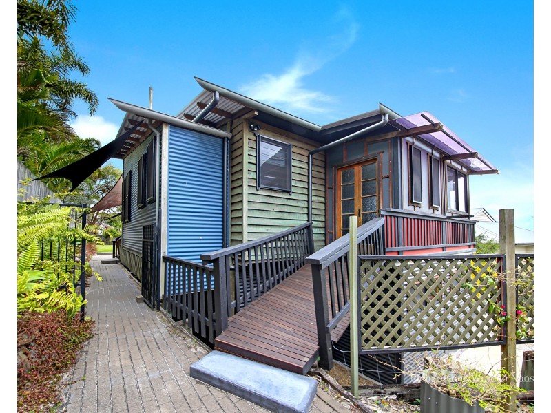 18 Hardy Street, Sunrise Beach QLD 4567