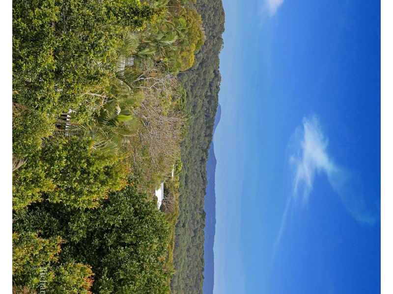 18 Hardy Street, Sunrise Beach QLD 4567