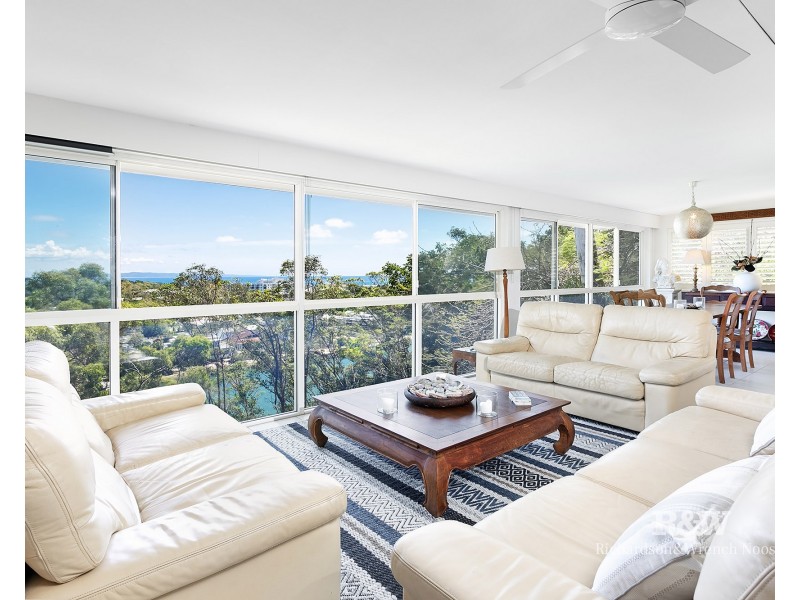 1/5 Natasha Avenue, Noosa Heads QLD 4567