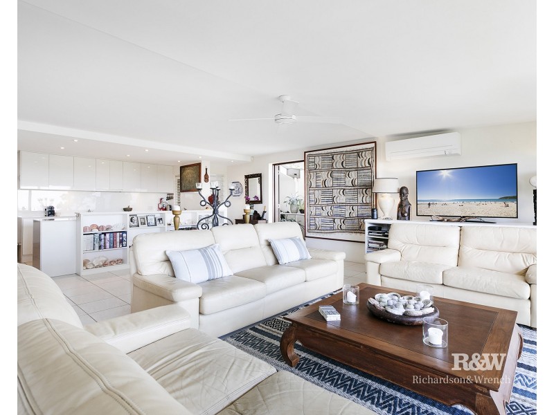 1/5 Natasha Avenue, Noosa Heads QLD 4567