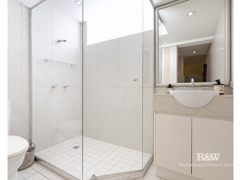 1/5 Natasha Avenue, Noosa Heads QLD 4567