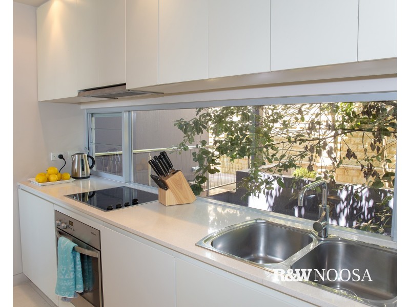 11/37 Noosa Drive, Noosa Heads QLD 4567