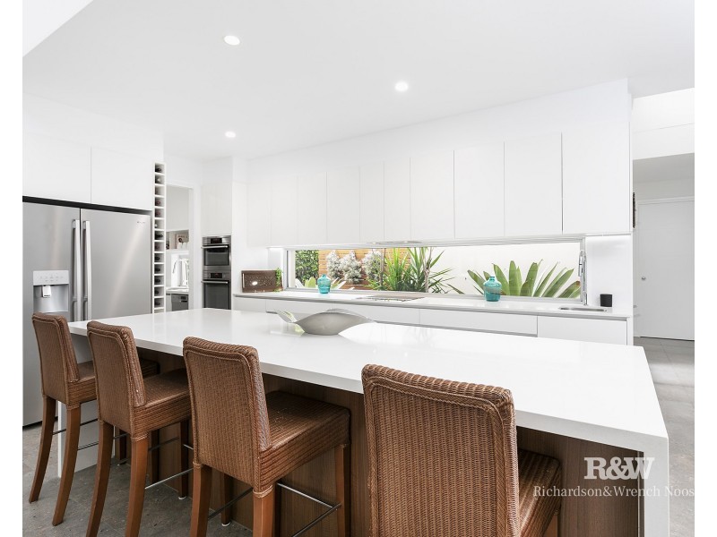 10 Key Court, Noosa Heads QLD 4567