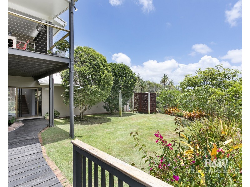 14 Royena Place, Marcus Beach QLD 4573