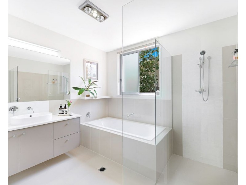 51 Tingira Crescent, Sunrise Beach QLD 4567
