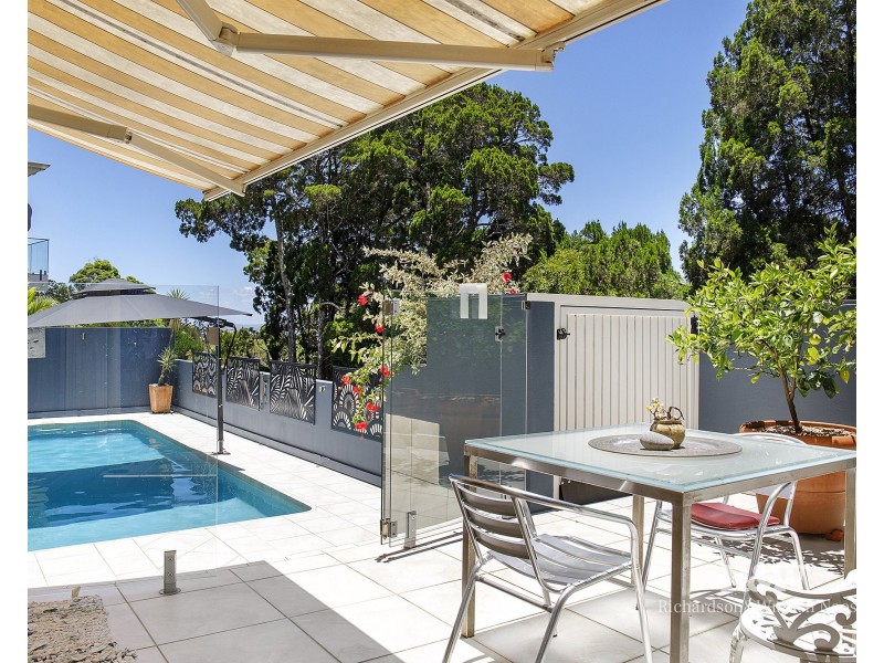 28 Angler Street, Noosa Heads QLD 4567