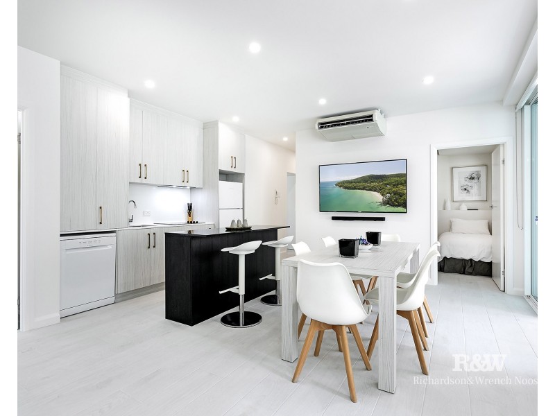 4/42 Hastings Street, Noosa Heads QLD 4567