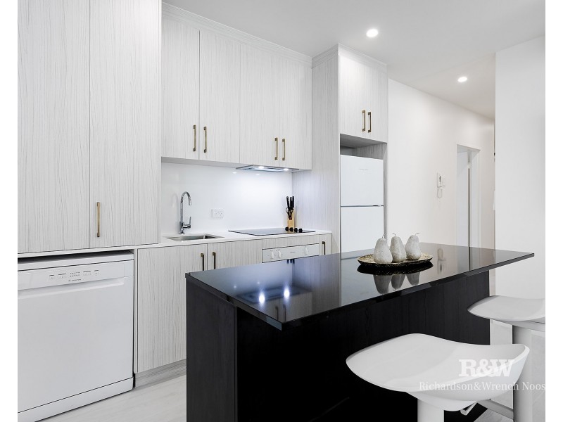 4/42 Hastings Street, Noosa Heads QLD 4567