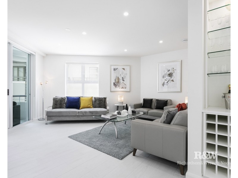 4/42 Hastings Street, Noosa Heads QLD 4567