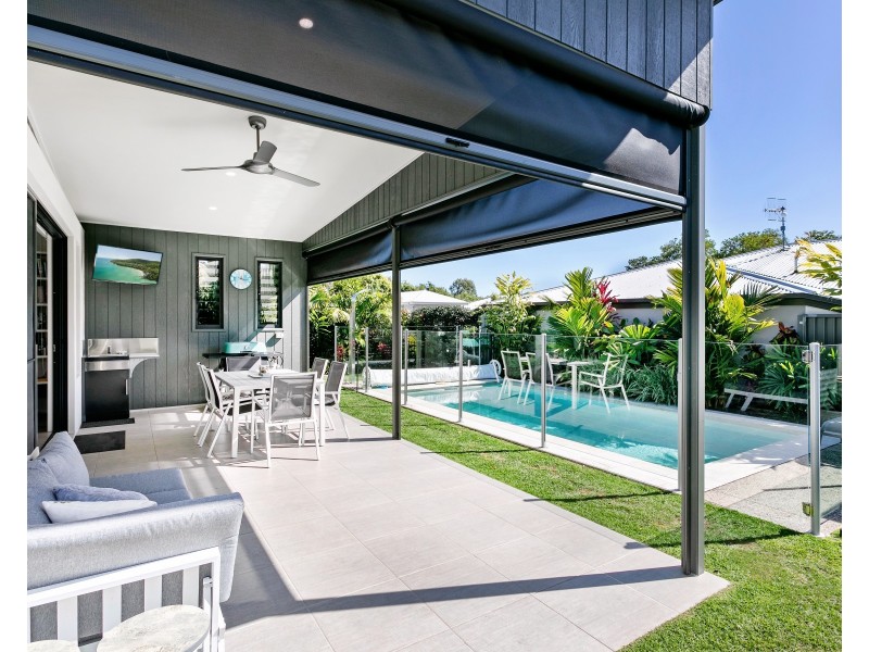 14 Hollyhock Crescent, Noosa Heads QLD 4567